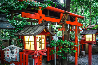 野々宮神社　徒歩5分