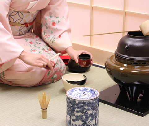 着物姿でお茶席体験　本格茶道プラン